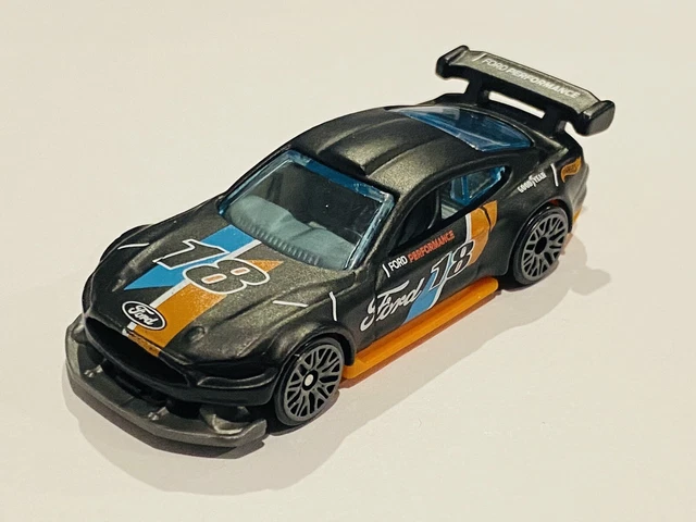 HOT WHEELS Custom 18 Ford Mustang Ford Performance Loose Black