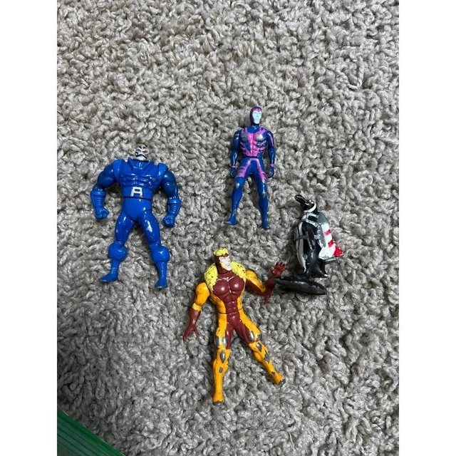 MARVEL DIE CAST POSEABLE METAL ACTION FIGURE 1992-1994 toy biz