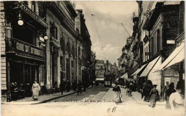 CPA AK AMIENS - La Rue des Trois-Cailloux (515563)