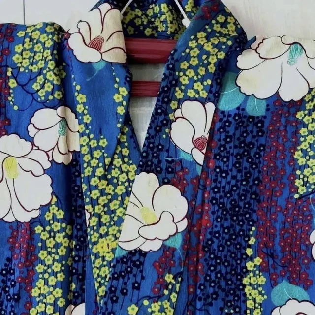 Japanese Kimono Silk Women's Chirimen 150cm Flower Antique