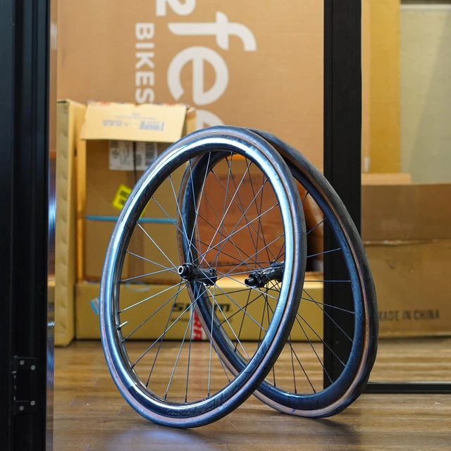 Preloved / MCFK Carbon 35 Road Disc Brake Wheelset (Shimano)