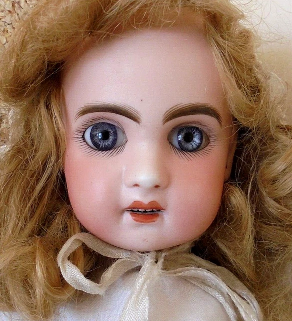 Belle petite Poupée Ancienne Emile Jumeau Bébé
