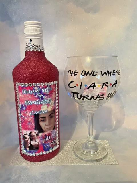 Personalised Friends TV Show Inspired Glitter Gin Glass Gift