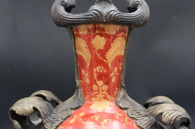 Vintage Wong Lee 1895 Bronze & Porzellan Griff Vase oder Urne Blumendekorationen 9