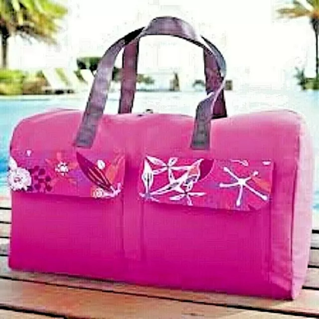 Grand sac de voyage pratique, coloré rose fushia, multipoches.