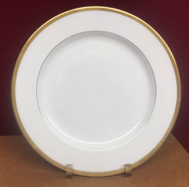 Vignaud Limoges France VIG32 9 5/8" Dinner Plate