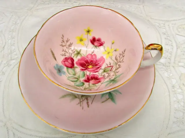 Royal Grafton Soft Pink Field Flowers Gold Trim Floral Tea Cup And Saucer