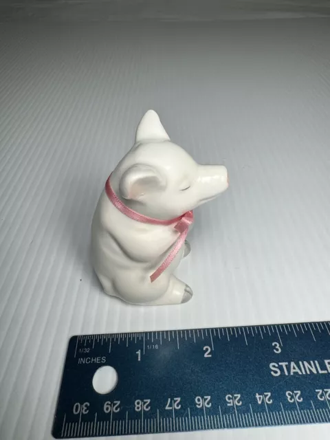 Dept 56 White Ceramic Small Pig with a Pink Ribbon Figurine 3 1/4" tall 2