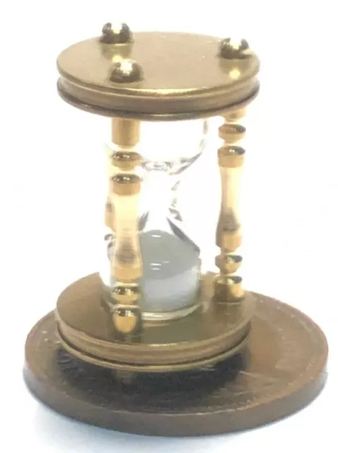 Working Brass Style Hour Glass Timer Tumdee 1:12 Scale Dolls House Miniature