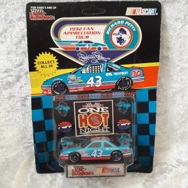 Racing Champions 1:64 nascar Richard Petty 43 1992 HOT NIGHT DIECAST