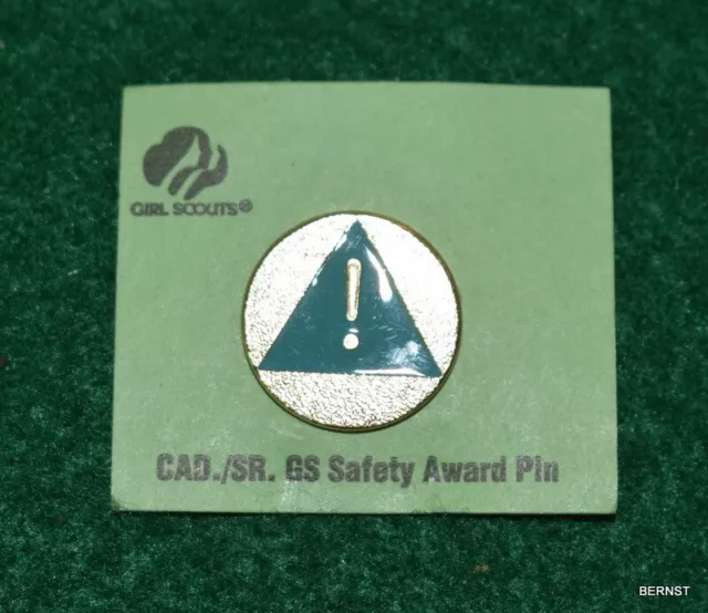 Vintage Girl Scout Safety Award Pin - On Card