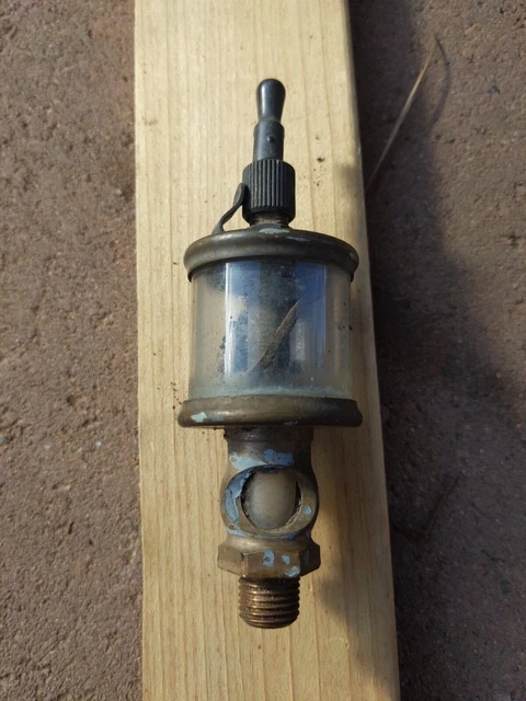 Brass and glass stationary engine oiler Lunkenheimer No.1