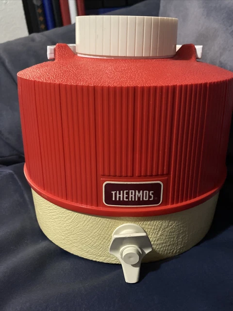 Vintage COLEMAN PICNIC JUG Cooler with Lid, Red 1 Gallon Water Thermos Camping