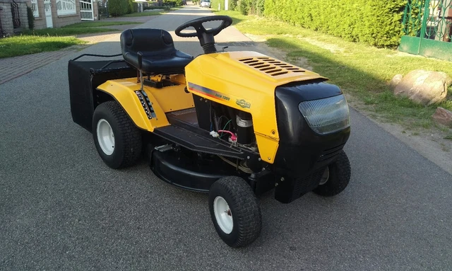 Keilriemen Fahrantrieb passend für Motec GTS125 (bis 2002) Rasentraktor Keilriemen Fahrantrieb passend für Motec GTS125 (bis 2002) Rasentraktor