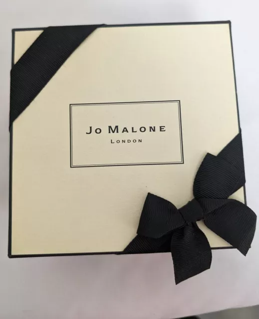 Jo Malone Blackberry & Bay Bath Oil 8 FL OZ in The Gift Box