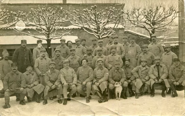 Military 4th Regiment Soldiers Photo Card with Chien Under the Snow
