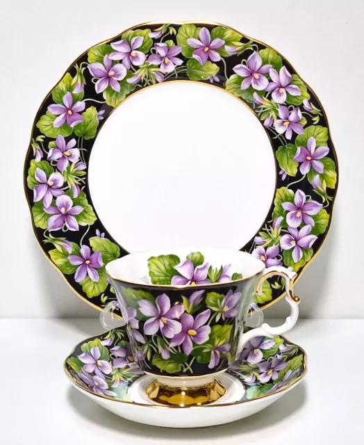 Royal Albert England Bone China -3-teilig Sammeltasse/Gedeck - "Purle Violet"