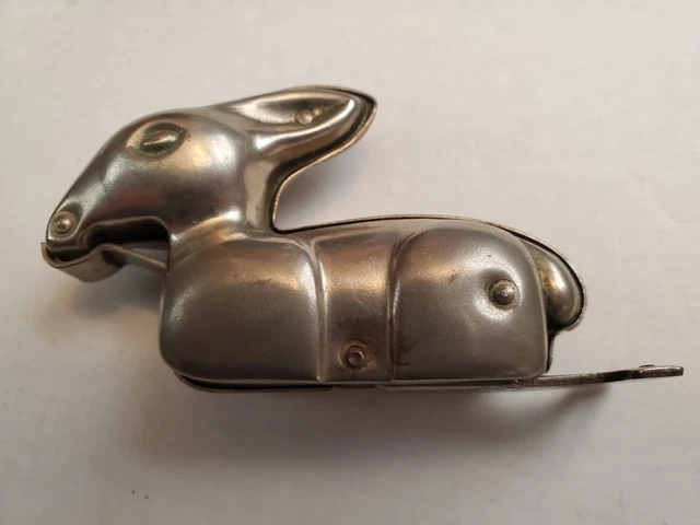 Antique 1928 Rabbit Secirity Blanket Fastener Nickel Plate N.Y. crib part