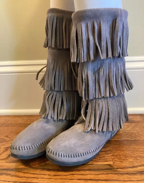 MINNETONKA GREY SUEDE Moccasin Boots Womens Size 7 3-Layer Fringe Calf ...