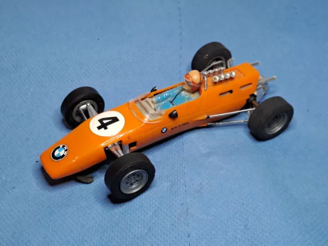 Carrera Universal 124 UNI 1:24 BMW F2 Orange