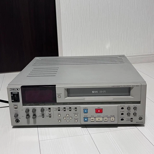 ENREGISTREUR DE CASSETTE vidéo professionnel S-VHS Sony SVO-9620 (#2363) EUR 349,00 - FR