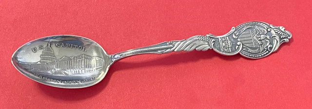 U. S. Capitol Washington D.C. CB&H Sterling Silver 17.2g 5.25” Souvenir Spoon