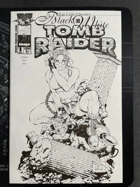 Tomb Raider Top Cow Classics in Black & White 1 first print Andy Park Cover 1999