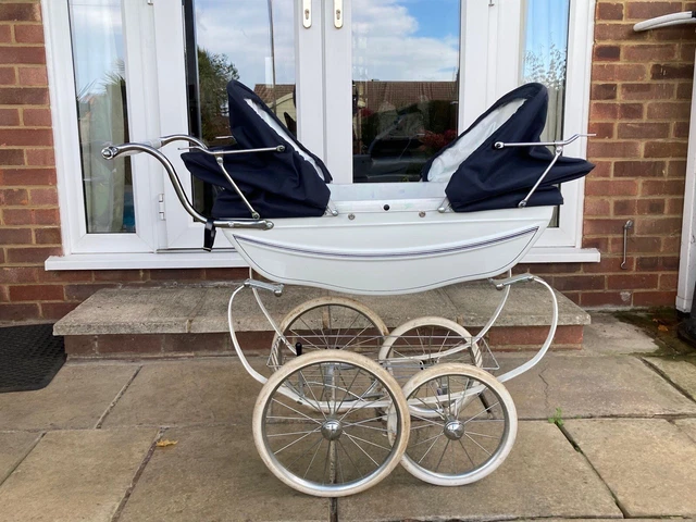 SILVER CROSS COACH Built Twin Dolls Pram 90.00 PicClick UK