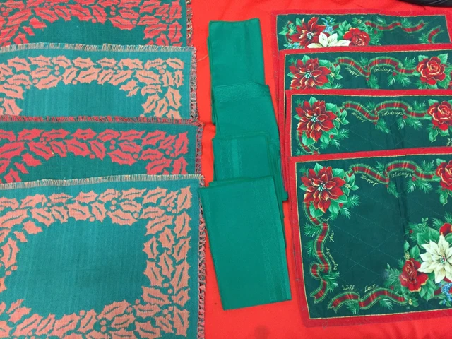 Lot of 8 Christmas Table Placemats Red & Green 16 x 13