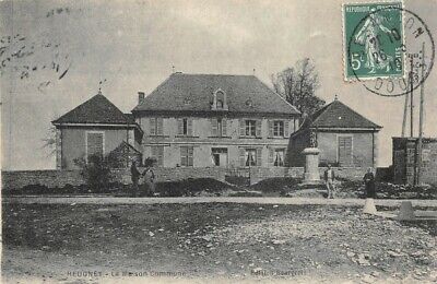 REUGNEY - La maison Commune (Doubs)