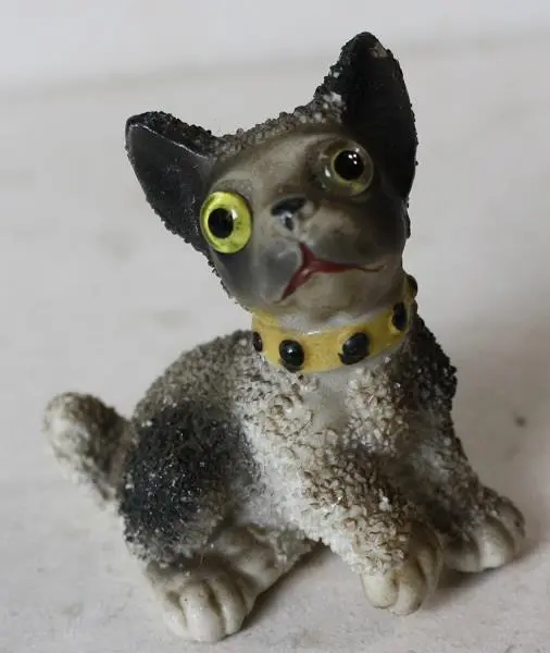 Dog Figurine Popcorn Texture Bug Eyes Yellow Collar Cartoon Ceramic Made Japan -