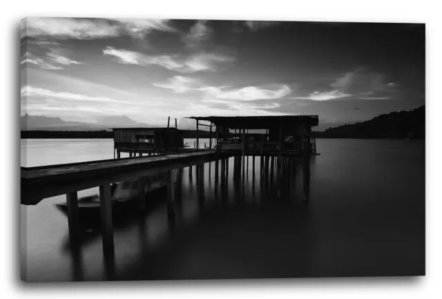 Lienzo/Marcos Motivo blanco y negro, puente con sombreros de madera y la reflex