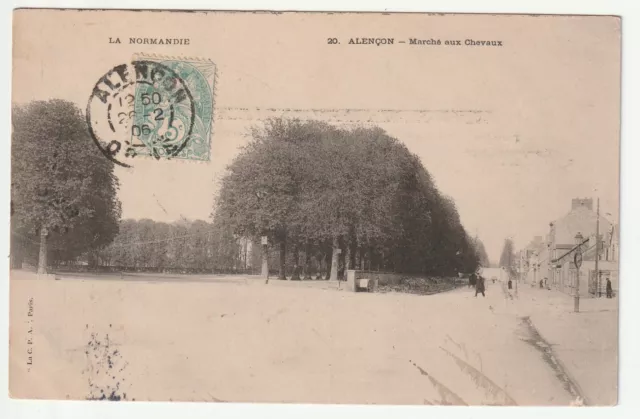 ALENCON - Orne - CPA 61 - le marché aux Chevaux