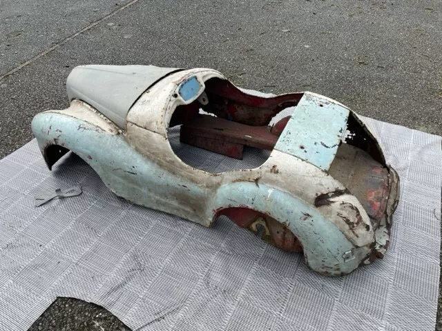 Austin J40 pedal car original shell for restoration.