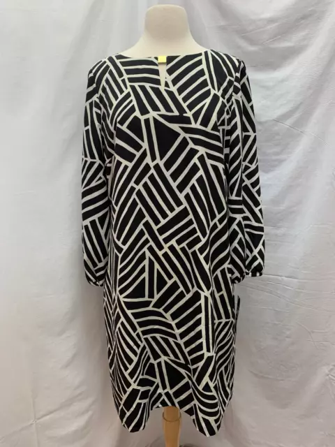 NWT - TAHARI ARTHUR S. LEVINE black ivory geometric print Dress - 10