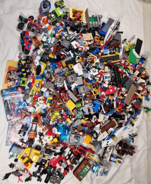 Huge LEGO 10Kg Job Lot Loose Mixed Parts Marvel DC Trains City Ninjago System