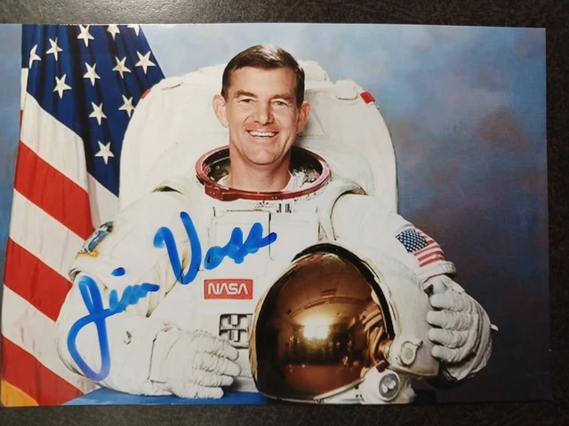JAMES VOSS Hand Authentic Signed Autograph 4X6 PHOTO -ARMY VET &  NASA ASTRONAUT