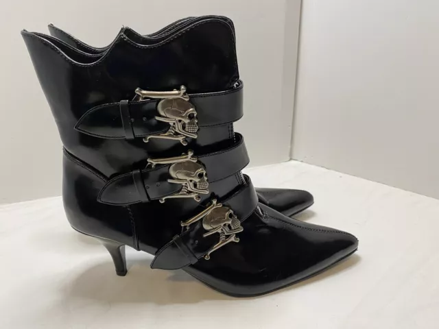 Silver boots deals size 11