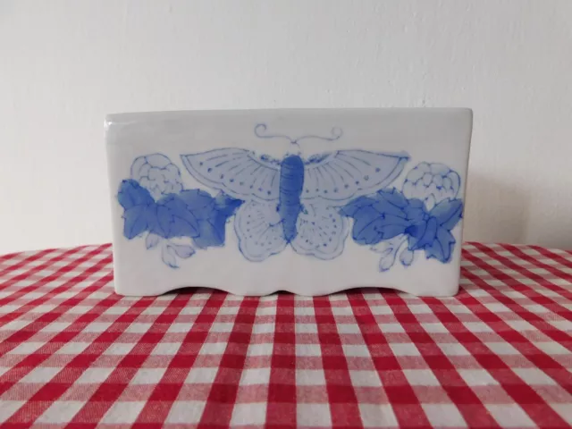 Vintage Chinese Oriental Blue & White Flower Brick Butterfly Design