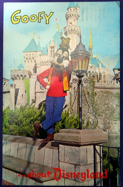 vntg 1976 GOOFY IN DISNEYLAND (Anaheim CA) Sleeping Beauty Castle memory pstcard