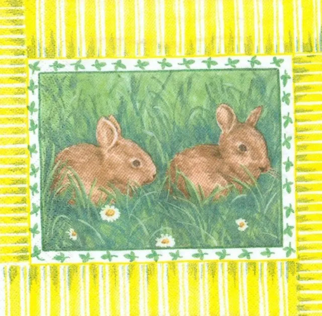 serviette papier Paques 2 lapins dans l'herbe dècoration, découpage, collage,
