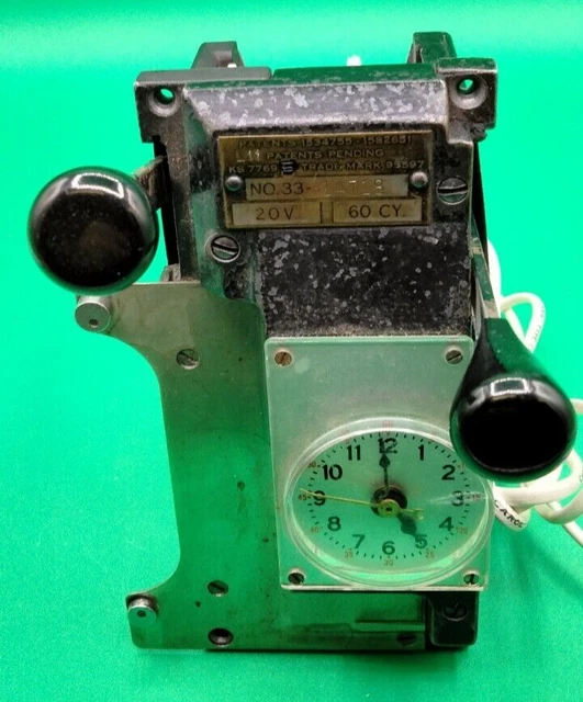 VINTAGE ANTIQUE CALCULAGRAPHTIME Keeping Device From YesteryearClock