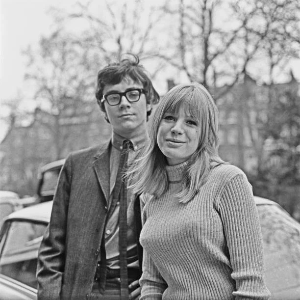 ENGLISH SINGER AND actress Marianne Faithfull with her fiancé 1960s OLD