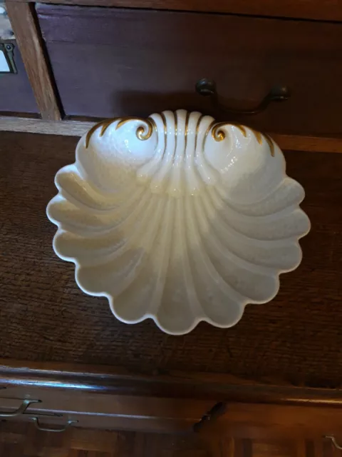 ancien Grand vide poche en porcelaine de Limoges forme coquille Saint Jacques