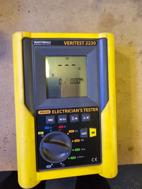 Martindale Veritest 2230 with Case & Leads - Needs Calibration 2