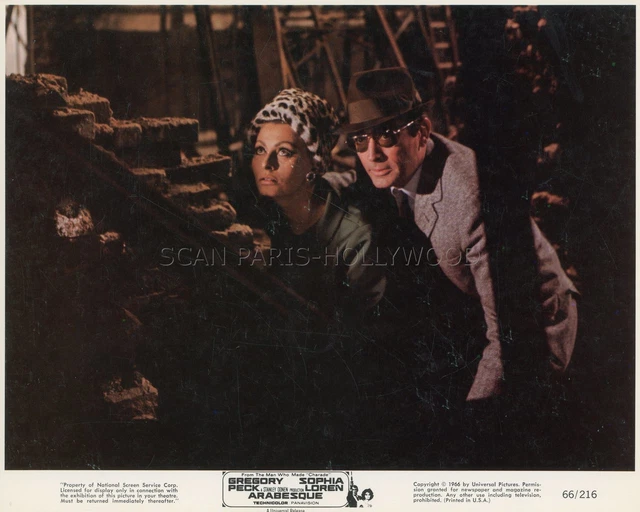 1966 SOPHIA LOREN Gregory Peck Arabesque Vintage Lobby Card #2 £13.94 ...