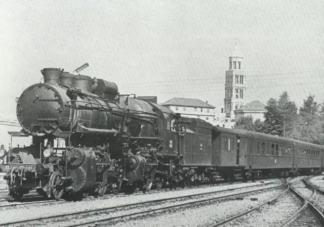 "Alte Foto-AK"- Dampflokomotive 32-012 Osijek- Split in Split am 15.08.1959