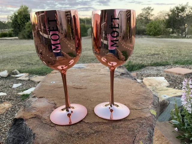 2x22cms Moet Chandon Metal Goblets 2