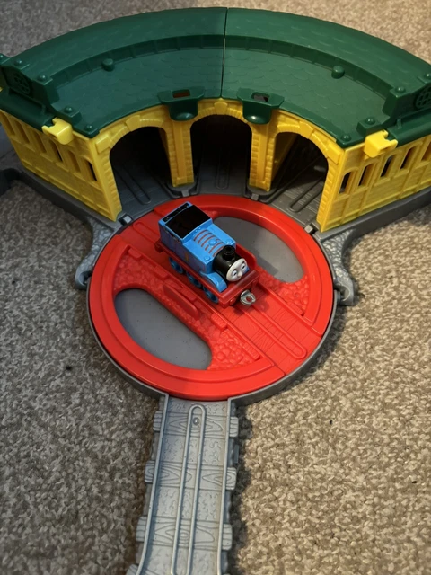 Thomas Rotating Set THOMAS & FRIENDS Adventures Tidmouth Sheds Rotating Turntable With ...