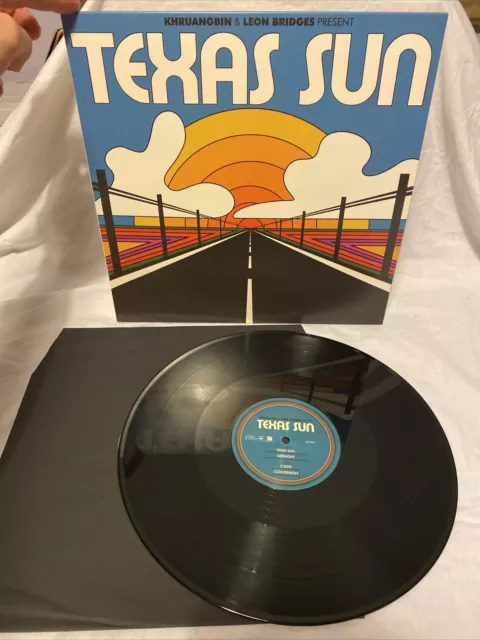 KHRUANGBIN/LEON BRIDGES - Texas Sun - Vinyl Record (12") NM/EX